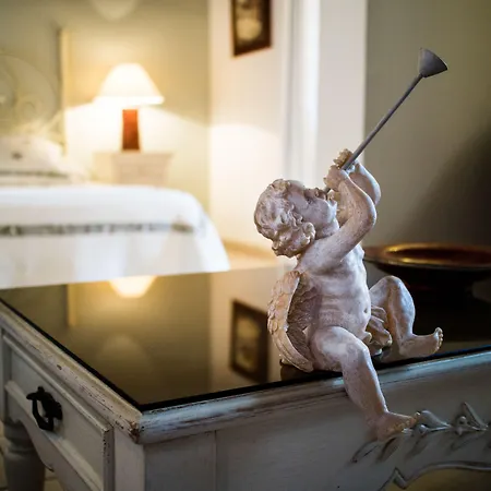 מלון La Bergerie Du Cap אגדה