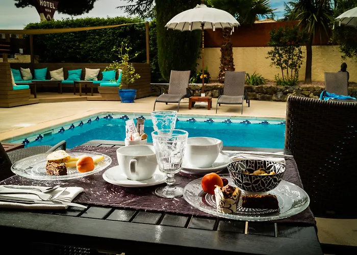 Hotell La Bergerie Du Cap 3*