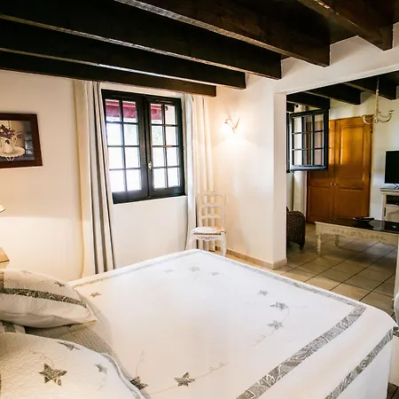 La Bergerie Du Cap 3*