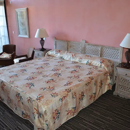 La Bergerie Du Cap Hotel 3*