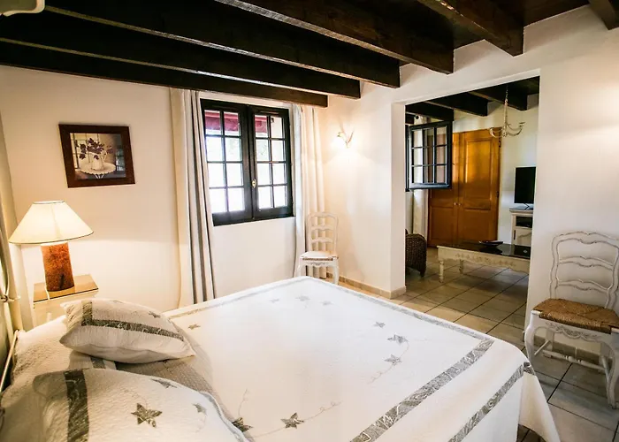 Hotel La Bergerie Du Cap 3*